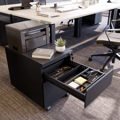 Design-Rollcontainer aus Stahl mit Schubladen – Tiefschwarz