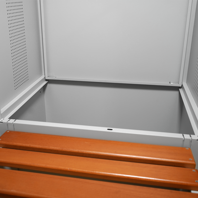 Metallspind mit Sitzbank und Klappbox